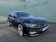 VW Passat Variant, 2.0 TSI Busi R Line, Jahr 2023 - München