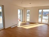 **ERSTBEZUG** moderne 3-Zi.-Whg., 2 exklusive Bäder, Balkon, Aufzug & TG-Stellplatz (Wallbox Option) - Wildau