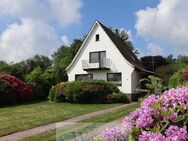 Solides Einfamilienhaus mit großem, schön eingewachsenem Grundstück - Cuxhaven