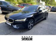 Volvo V60, Momentum Pro B4 Diesel EU6d digitales Sitze, Jahr 2021 - Regensburg