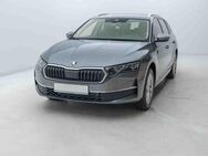 Skoda Octavia, 1.5 TSI Combi Exclusive, Jahr 2022 - Berlin