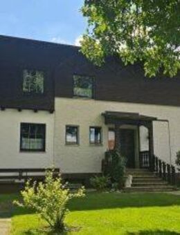 Gepflegtes Wohnhaus mit 2 Wohneinheiten und großen Garten - Reisbach