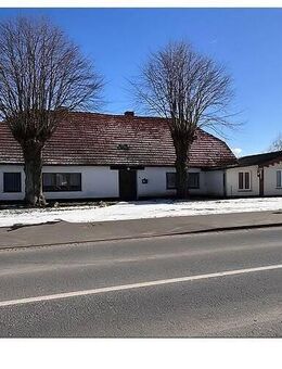 Wohnhaus mit Gastwirtschaft auf großem Grundstück im Außenbereich zu verkaufen - Neuburg