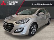 Hyundai i30 1.6 CRDi Style KAMERA AHK SITZHEIZUNG NAVI - Weißenburg (Bayern) Zentrum