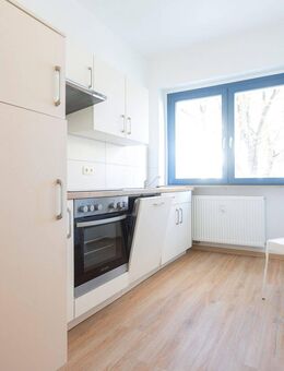 Gartenwohnung mit Einbauküche und saniertem Bad - Magdeburg