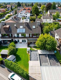 REIHENECKHAUS MIT CHARME, GARTEN & VIEL PLATZ - FAMILIENIDYLLE IN RUHIGER LAGE VON GILCHING - Gilching