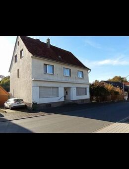 Solides Mehrfamilienhaus in Büren-Steinhausen - Büren