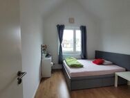 Schöne Maisonette-Wohnung im THREE BERLIN mit Balkon, frei ab sofort! - Berlin