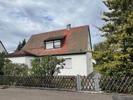 Gepflegtes Einfamilienhaus mit Nebengebäude, Garage und großem Garten - zentral und ruhig - Schwarzenbruck