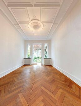 Bezugsfertige repräsentative Gründerzeit-Stadtvilla im Westend-Nord mit charmantem Garten - Frankfurt (Main)