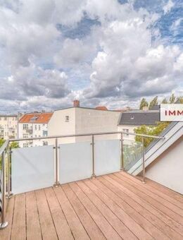 IMMOBERLIN.DE - Große oder kleine Wohnung mit hellem Ambiente & Sonnenterrasse nahe der Spree - Berlin