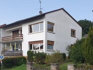 Freistehendes Zweifamilienhaus mit Garten und Garagen – Eppstein OT - Eppstein