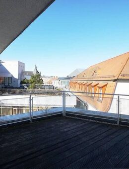 Sonnige Eleganz über den Dächern Zwickaus - Stilvolle 4-Zimmer-Wohnung mit Platz zum Leben - Zwickau