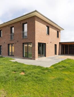 Modernes Einfamilienhaus mit nachhaltiger Technik in Schleswig - Schleswig
