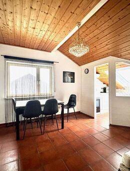2 Zimmer DG Wohnung m. Aussicht & überdachtem Balkon - Heilbronn