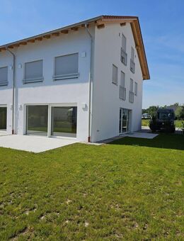 Großzügiges Reiheneckhaus mit viel Platz für Familie und Arbeit in ruhiger Wohnlage von Bad Aibling - Bad Aibling