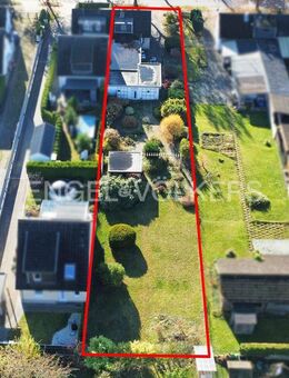 Charaktervolle Doppelhaushälfte mit zusätzlicher Baufläche - Sanierungsobjekt mit Potenzial - Hamburg