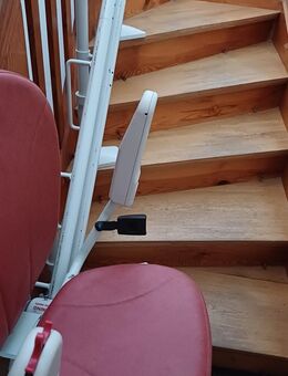 Treppenlift im Wert von 10.000 € - Grafing (München) Zentrum