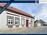 Gepflegtes Haus mit Nebengebäude und Scheune in der historischen Innenstadt - Ziesar