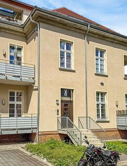Exklusive 3-Zimmer-Altbauwohnung im Parc du Soleil - Loggia, Parkett & Stellplatz - Leipzig