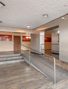 2-Zimmer-Wohnung, mit Balkom, mit Einbauküche und tollem Ausblick in Röthenbach an der Pegnitz - Röthenbach (Pegnitz)