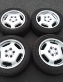 Mercedes E Klasse W 210 Alufelgen mit 215/55 R 16 Reifen 3C in 55576