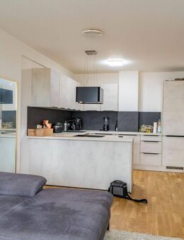 Moderne 2-Zimmer-Wohnung mit EBK - Regensburg