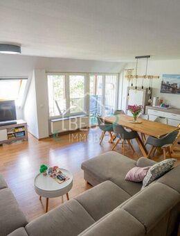 Exklusive 3,5 Zimmer Maisonette-Wohnung mit 2 Stellplätzen - Schwäbisch Hall