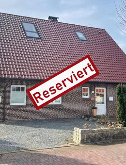 Zweifamilienhaus mit Garten, Terrasse, Carport in ruhiger Sackgassenlage - Heiligenhafen