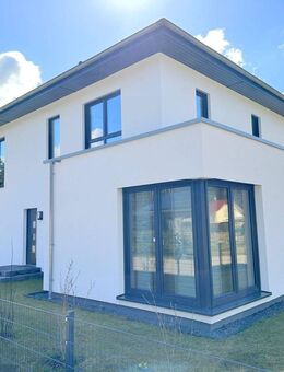 Exklusive Stadtvilla mit 7 Zimmern *PROVISIONSFREI* - Borkwalde