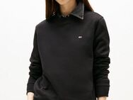 Tommy Jeans Sweatshirt TJW REG S FLAG CREW mit Logostickerei