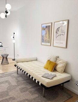 Erstbezug nach Sanierung - stilvolle 3-Zimmer-Altbauwohnung mit Balkon & EBK in Stadtfeld Ost - Magdeburg