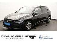 VW Golf, 2.0 TDI 8 VIII move, Jahr 2023 - Wolfsburg