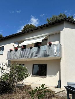 Deggendorf/Höhenlage: Gr. 2-Fam.-Haus mit 940 m2 Grund in naturnaher Wohnlage mit Ausblick! - Deggendorf