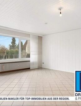 EFH mit Ausbaupotential inkl. Doppel- und Einzelgarage auf großem Grundstück - Lenting