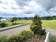 Panorama pur! Schicke 2,5 Zi., 100qm grosse Wohnebene, in Höchenschwand... - Höchenschwand