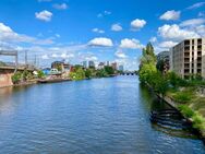 "Exklusives Industrieloft mit Aufzug, 2 Balkonen und Spreezugang an der Michaelkirchbrücke" - Berlin