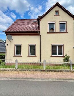 PROVISIONSFREI|Neuer Preis! Freistehendes Einfamilienhaus mit 5 Zimmern, Nebengelass und 3 Garagen - Wittenberg (Lutherstadt)