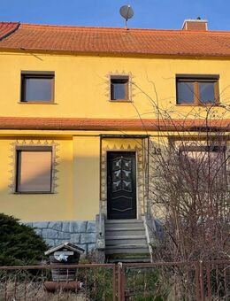 Einfamilienreihenhaus mit Nebengelass - Riesa