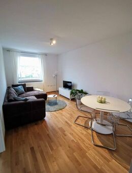 Möblierte modernisierte Wohnung mit Balkon und fußläufig zum ÖPNV - Düsseldorf