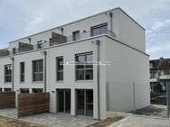 Reihenend-Energie-Effizienzhaus . 5 Zi . ca. 135 m² Wfl. . Dachterrasse + sonnig. Garten - Alsdorf (Nordrhein-Westfalen)