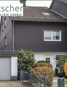 Einfamilienhaus mit 4 Schlafzimmern, Garten und Garage in Burscheid Hilgen - Burscheid