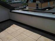 Dachgeschosswohnung mit eigenem Garten , Balkon und Garage - Schwerte (Hansestadt an der Ruhr)