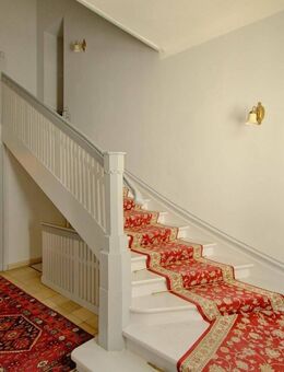 Mehrgenerationen-Villa der späten Gründerzeit mit parkähnlichem Grundstück & Bauland in 2. Reihe - Berlin