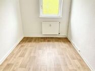 DEMNÄCHST VERFÜGBAR: Schön geschnittene 3-Zimmer Wohnung mit Tageslichtbad! - Bad Gandersheim