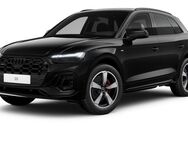 Audi Q5, S line Audi Q5 S line 40 TDI quattro 150(, Jahr 2022 - Mölln (Schleswig-Holstein)