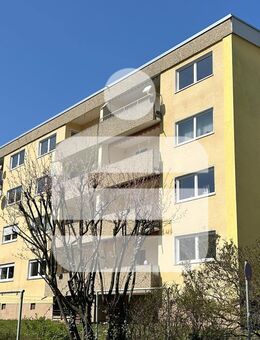 Große bezugsfreie Wohnung mit Garage und Carport...4-Zimmer-ETW in Uttenreuth - Uttenreuth