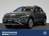 VW T-Roc, 1.5 l TSI MOVE 150, Jahr 2022 - Herborn (Hessen)