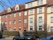 Ab Juni: 2,5-Zimmer-Wohnung im Dachgeschoss! - Jena