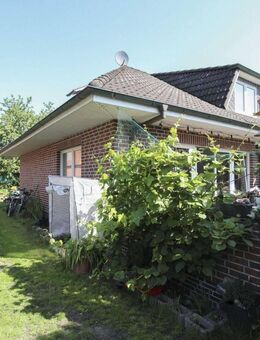 Top Kapitalanlage: Mehrfamilienhaus mit 3 Wohneinheiten unweit vom Gudower See - Gudow